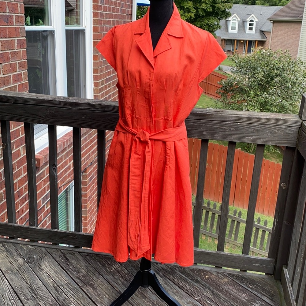 Appraisal Dress hidden button front closure.